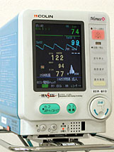 全身情報管理モニター（血圧・脈拍・血液酸素飽和度等の測定）